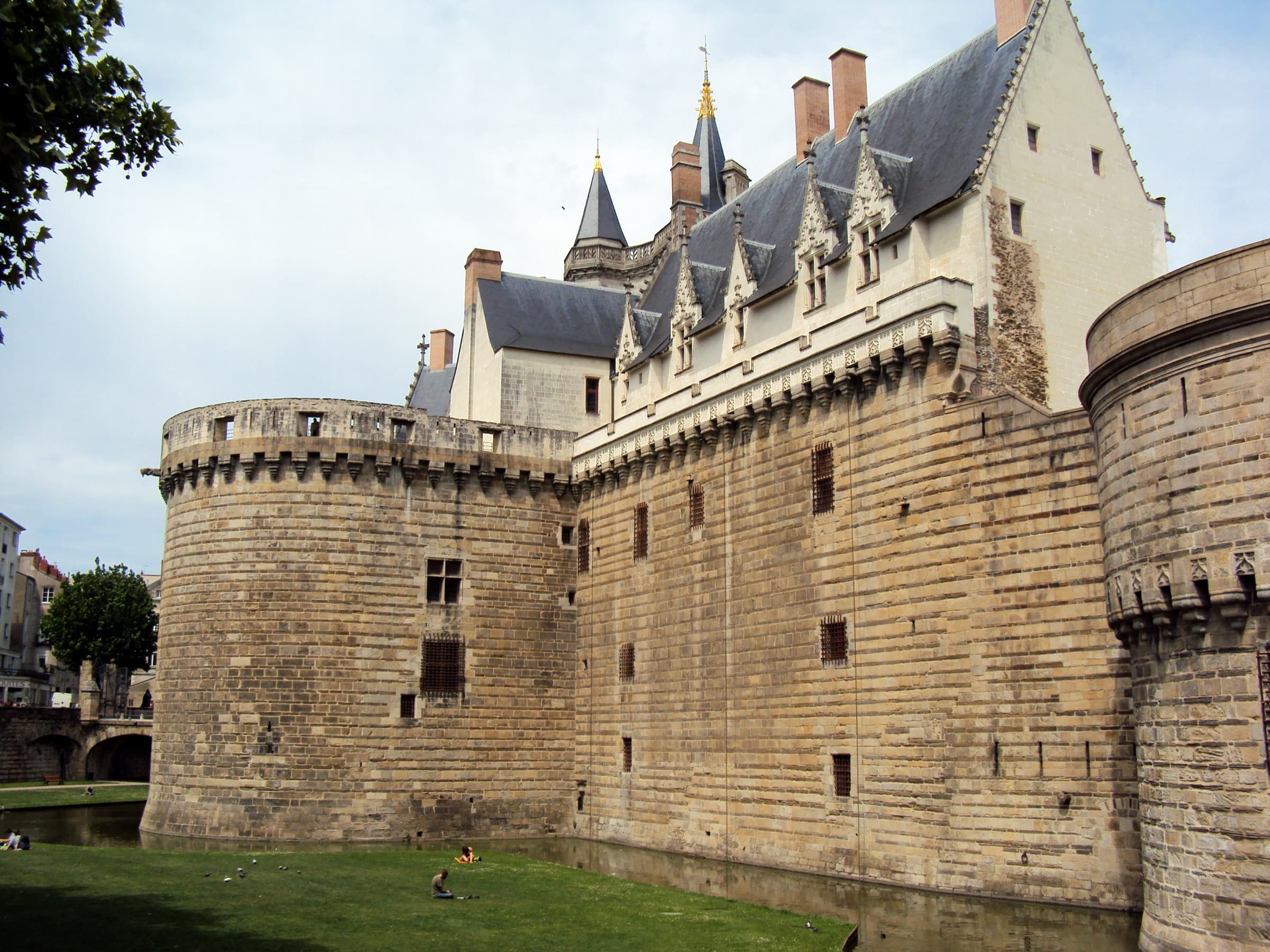 Le château des ducs de Bretagne au centre de Nantes